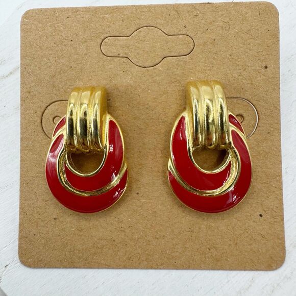 Trifari Vintage red enamel gold tone post Earrings Door Knocker Style Retro 80s - Picture 6 of 6